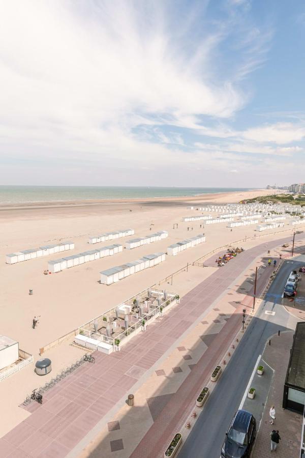 Stunning Seaview Apt On 7Th Floor At Beachfront 크노케-하이스트 외부 사진